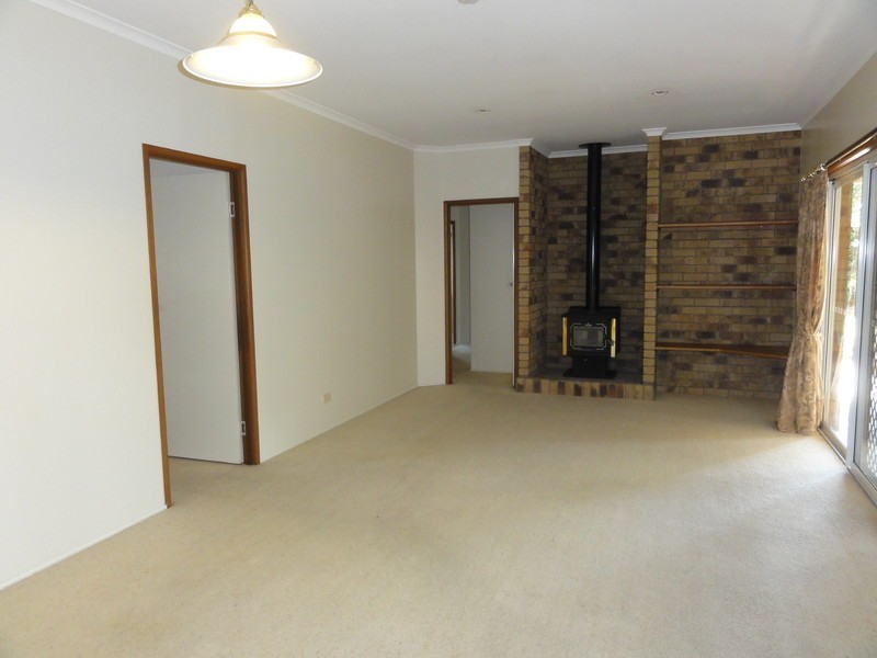 2 Radiata Court, Darling Heights QLD 4350