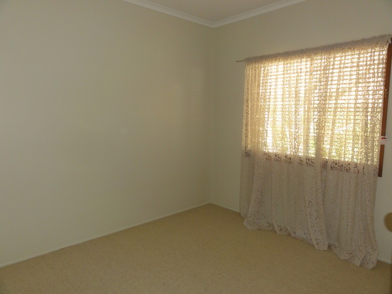 2 Radiata Court, Darling Heights QLD 4350