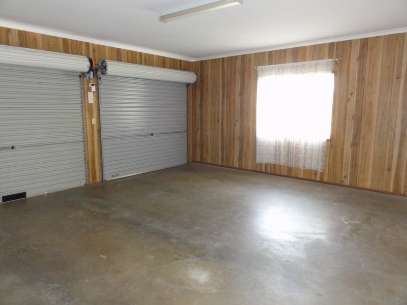 2 Radiata Court, Darling Heights QLD 4350