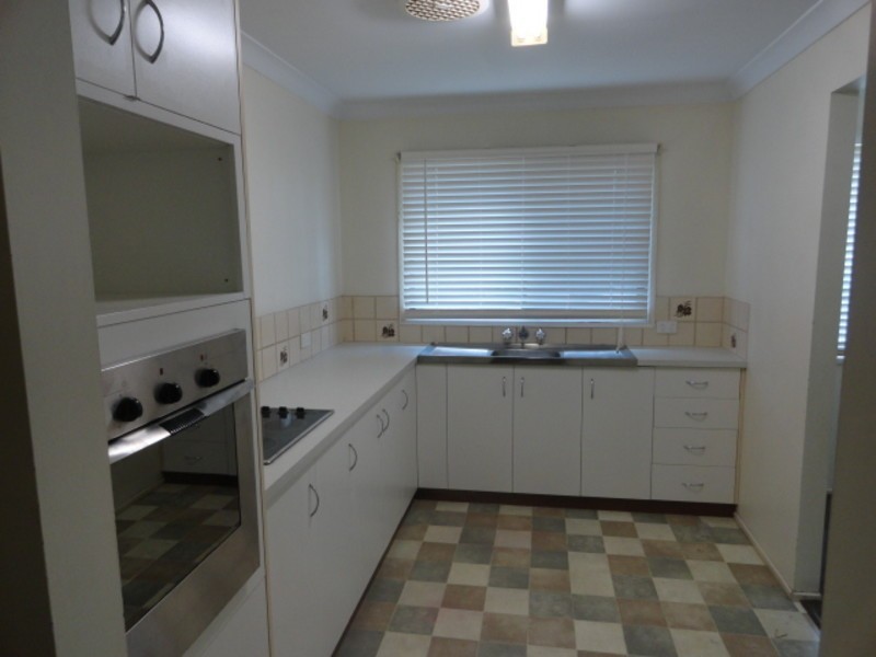 7 Baird Street, Kearneys Spring QLD 4350