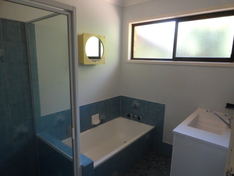 7 Baird Street, Kearneys Spring QLD 4350