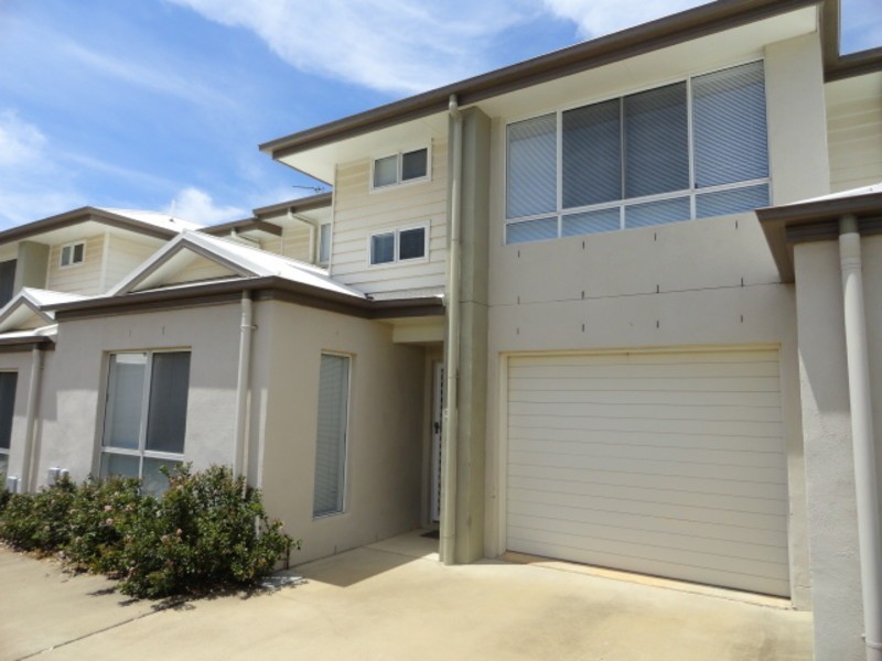 3/101 Stuart Street, North Toowoomba QLD 4350