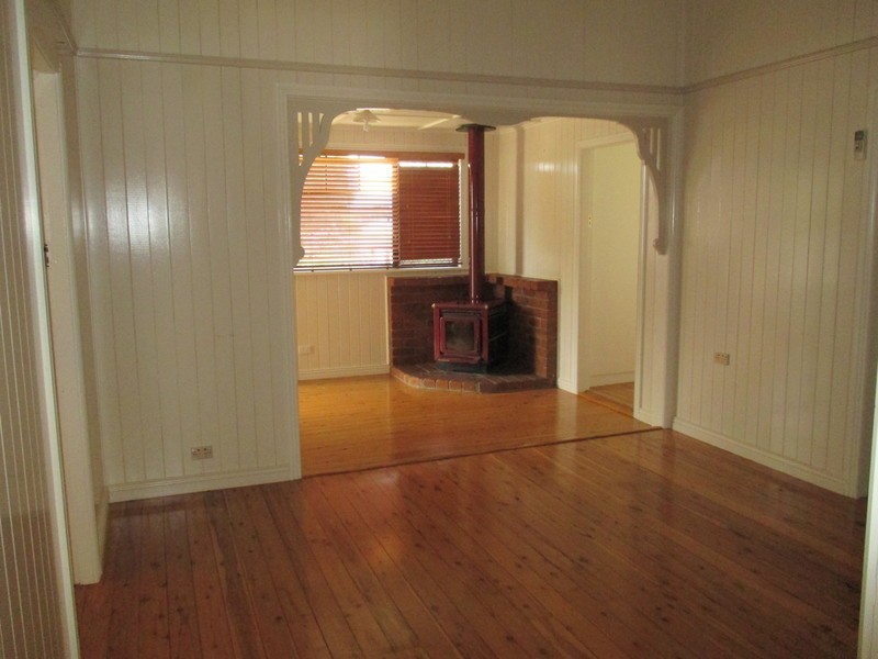 8 Venture Street, North Toowoomba QLD 4350