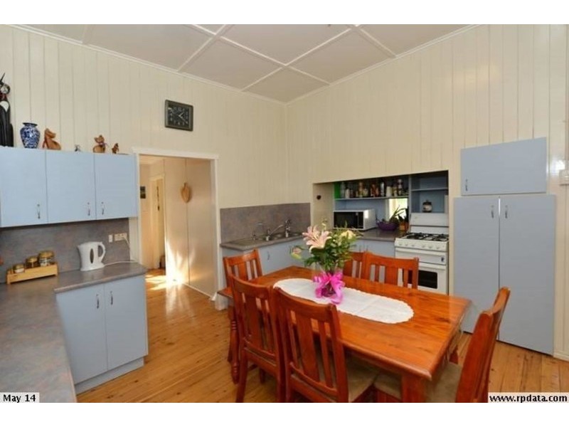 8 Venture Street, North Toowoomba QLD 4350