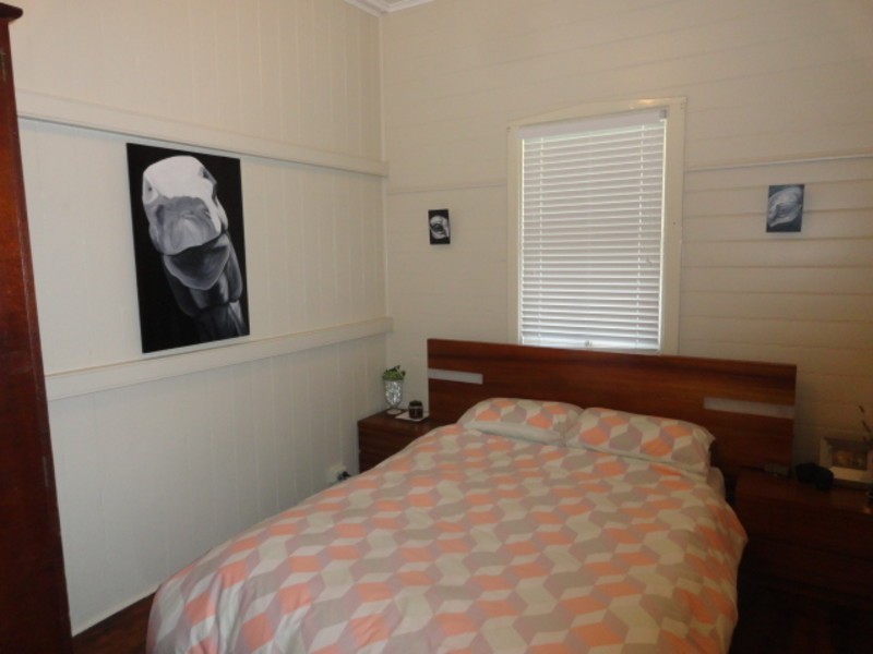 3 Trevethan Street, Mount Lofty QLD 4350