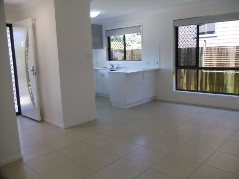 1/2a Beatty Street, Mount Lofty QLD 4350