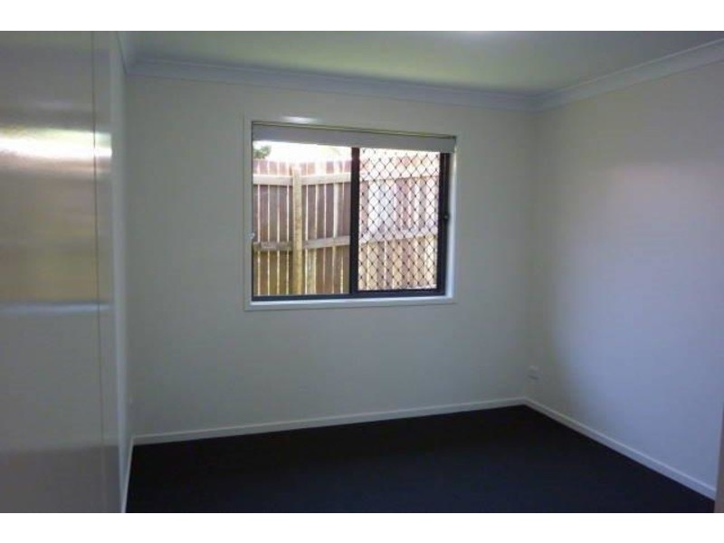 2/2a Beatty Street, Mount Lofty QLD 4350