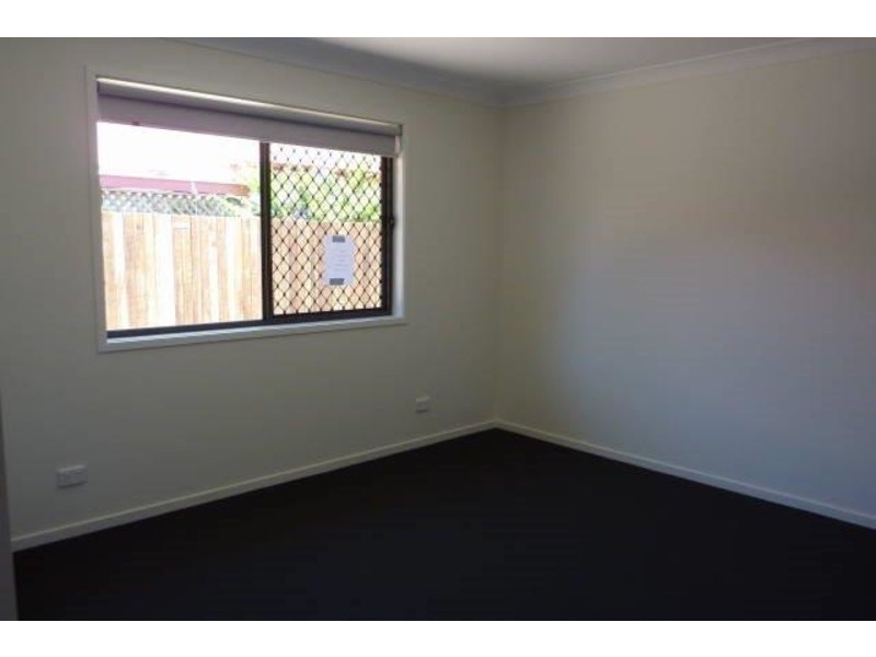 2/2a Beatty Street, Mount Lofty QLD 4350