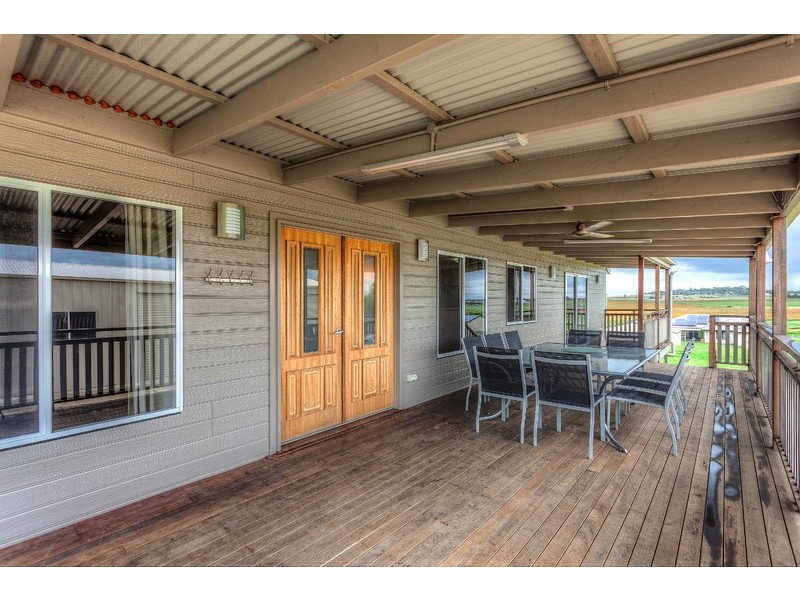 33 Catherine Crescent, Kingsthorpe QLD 4400