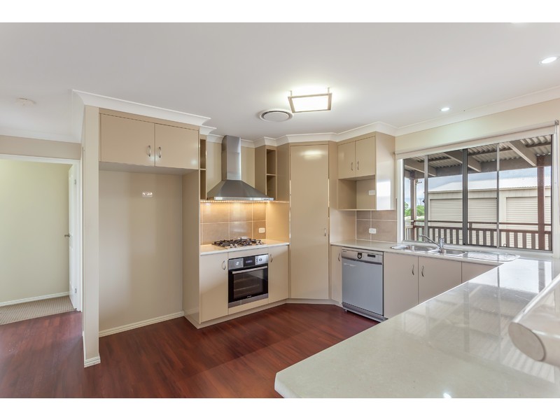 33 Catherine Crescent, Kingsthorpe QLD 4400