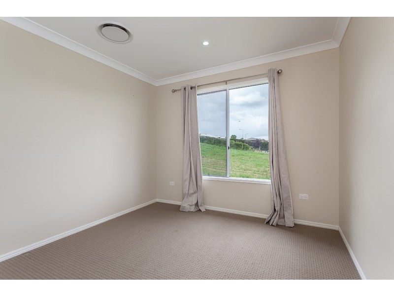 33 Catherine Crescent, Kingsthorpe QLD 4400