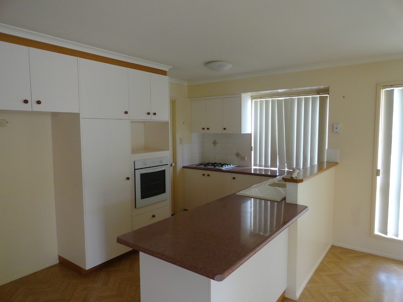 1 Hillcroft Court, Darling Heights QLD 4350