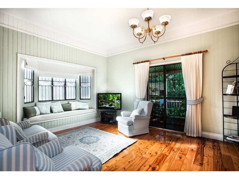 90 Lindsay Street, East Toowoomba QLD 4350