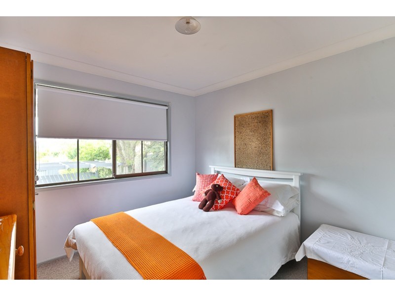 38 Debra Street, Centenary Heights QLD 4350