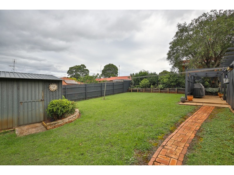 38 Debra Street, Centenary Heights QLD 4350
