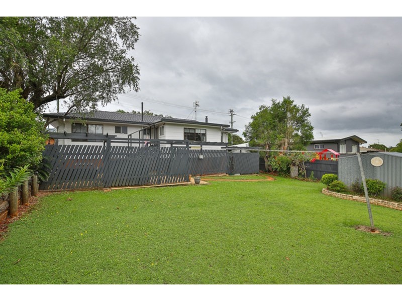 38 Debra Street, Centenary Heights QLD 4350