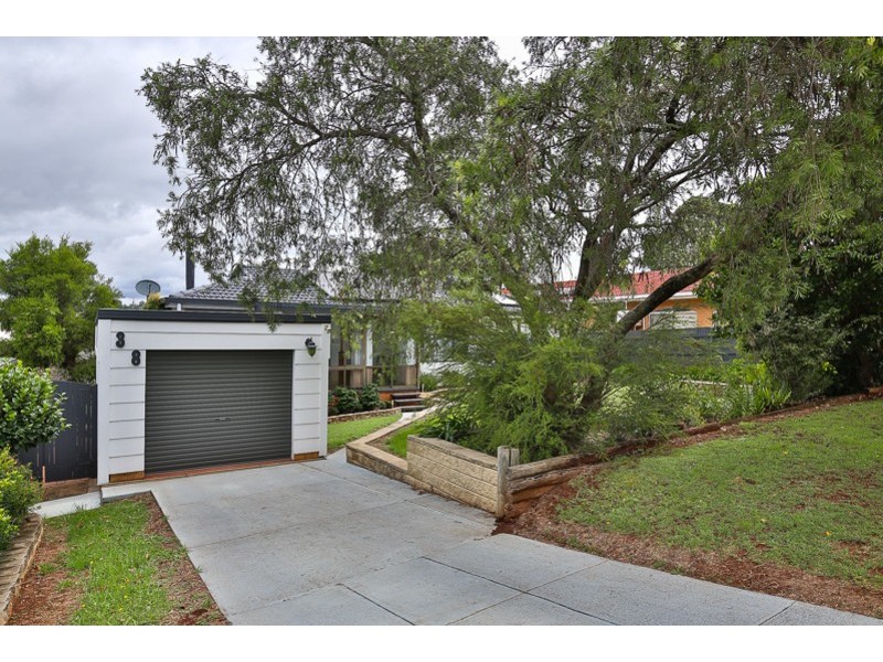 38 Debra Street, Centenary Heights QLD 4350