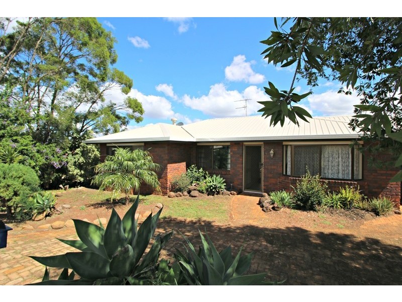 286 Greenwattle Street, Wilsonton Heights QLD 4350