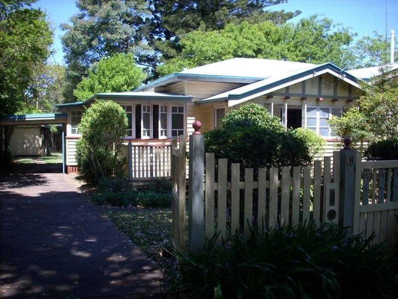 18 Herries Street, East Toowoomba QLD 4350