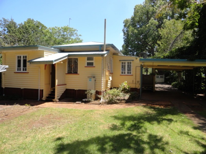 18 Herries Street, East Toowoomba QLD 4350