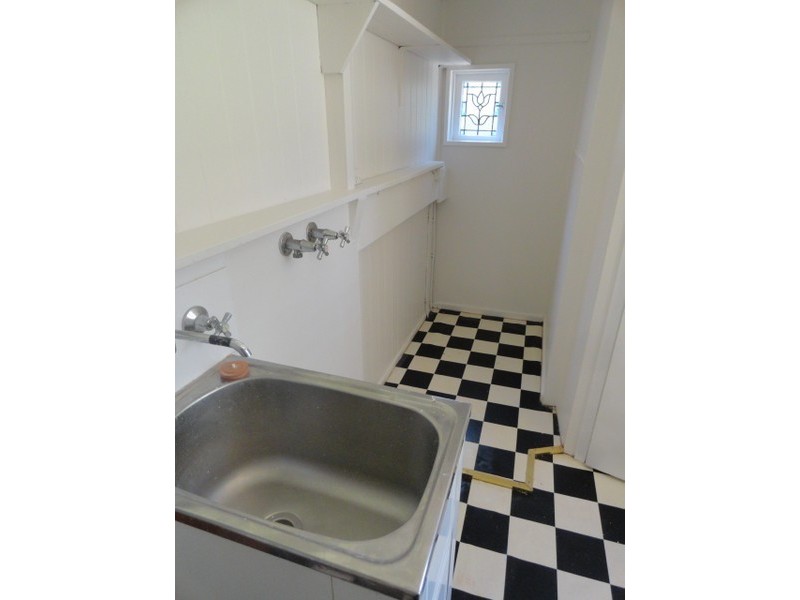 18 Herries Street, East Toowoomba QLD 4350