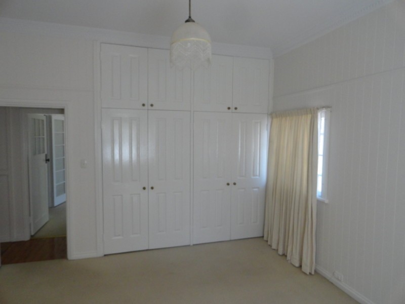 18 Herries Street, East Toowoomba QLD 4350