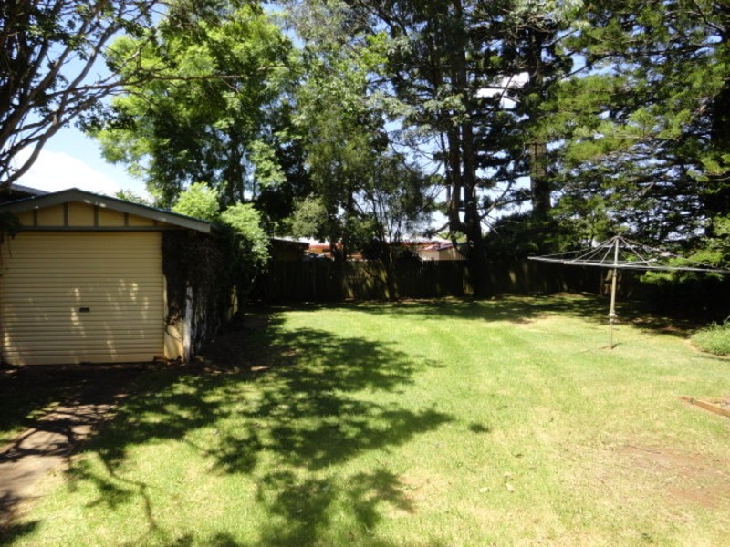 18 Herries Street, East Toowoomba QLD 4350