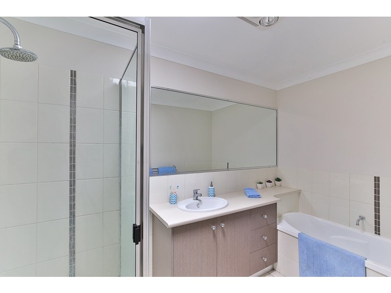 4/6 Salisbury Street, Darling Heights QLD 4350