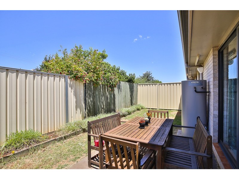 4/6 Salisbury Street, Darling Heights QLD 4350