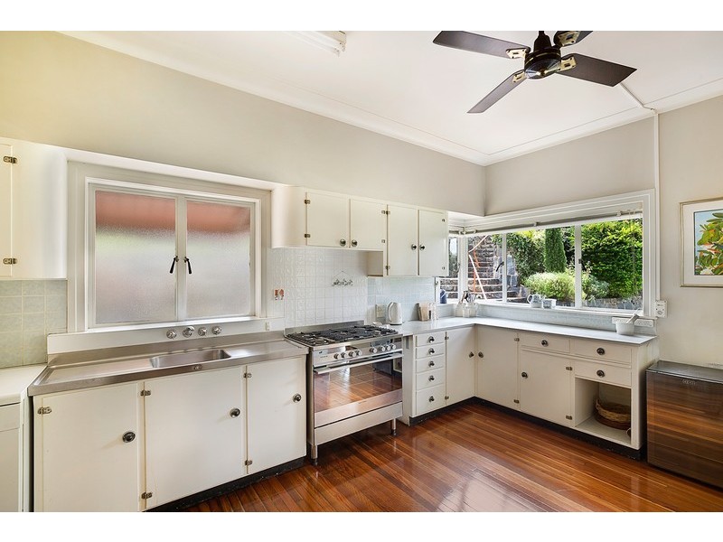 2 East Street, Redwood QLD 4350