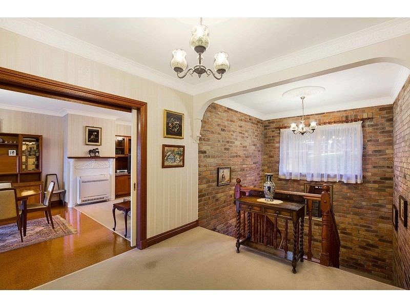 3a Macqueen Street, Mount Lofty QLD 4350