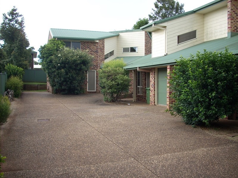 1 Rebecca Court, Kearneys Spring QLD 4350