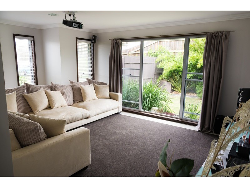 25 Sommariva Street, Westbrook QLD 4350