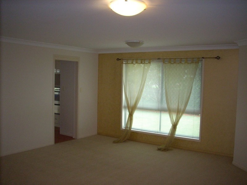 14 St Andrews Court, Middle Ridge QLD 4350