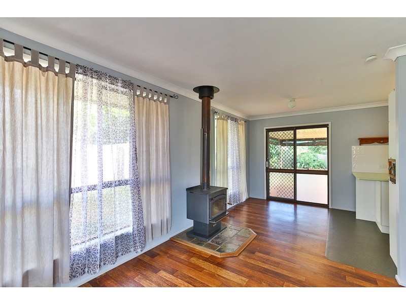 12 Hinkler Crescent, Wilsonton QLD 4350