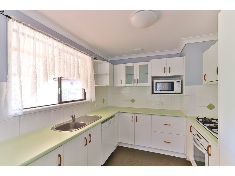 12 Hinkler Crescent, Wilsonton QLD 4350