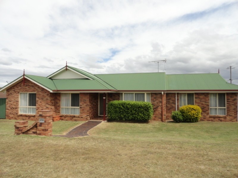 56 Nash Drive, Glenvale QLD 4350