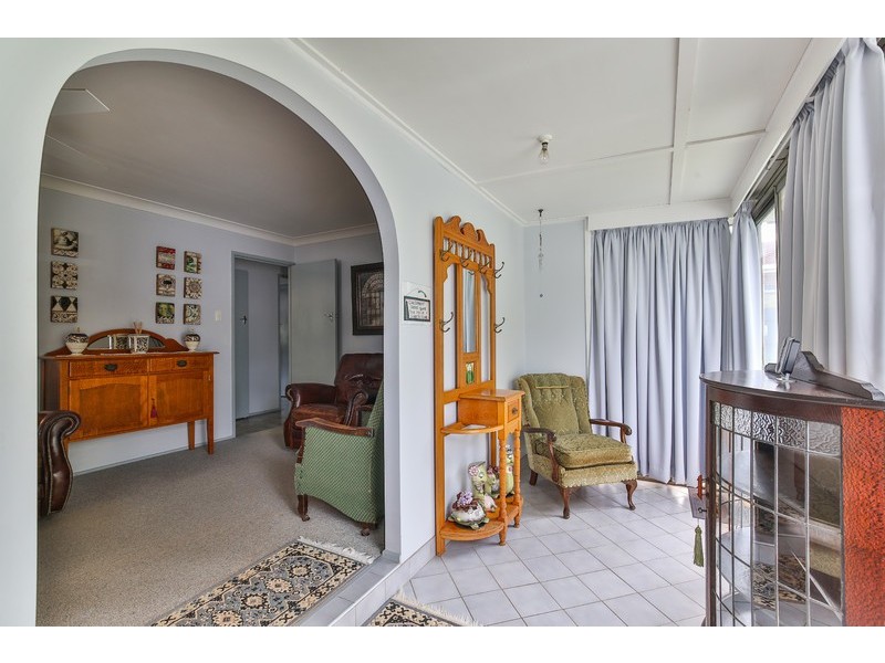 38 Debra Street, Centenary Heights QLD 4350
