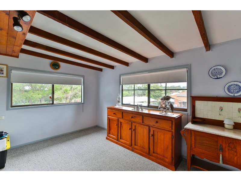 38 Debra Street, Centenary Heights QLD 4350