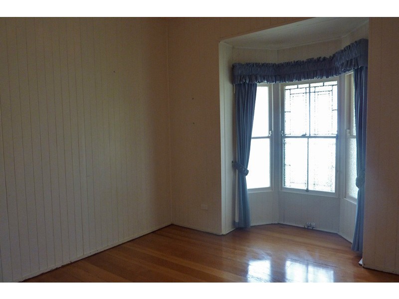 11 Grey Street, South Toowoomba QLD 4350