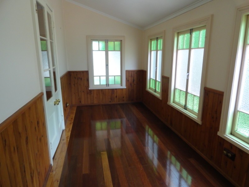 11 Grey Street, South Toowoomba QLD 4350