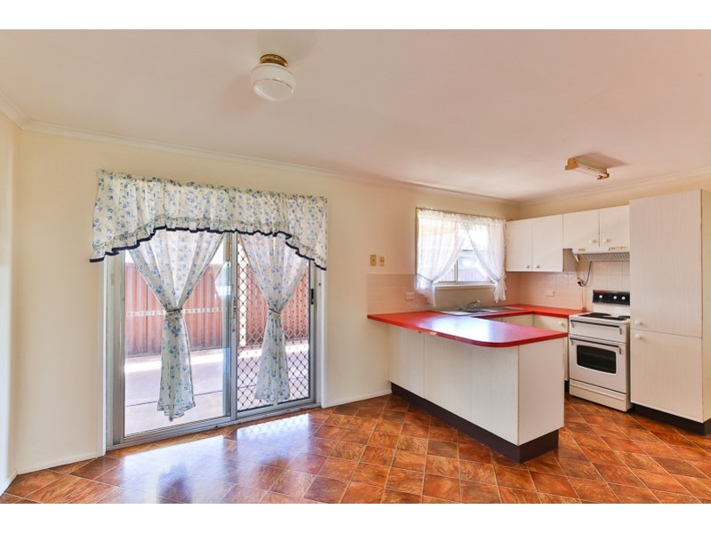 37 McFarlane Street, Wilsonton QLD 4350