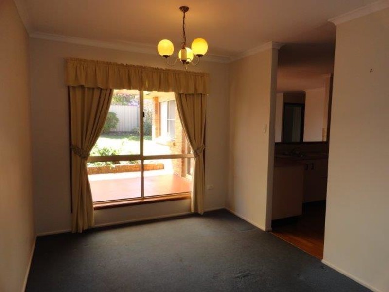 582 Greenwattle Street, Newtown QLD 4350