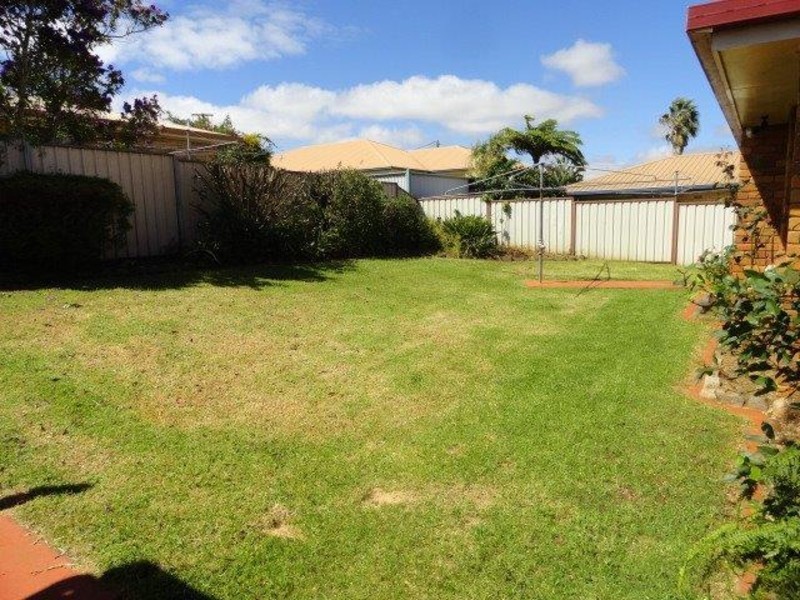 582 Greenwattle Street, Newtown QLD 4350