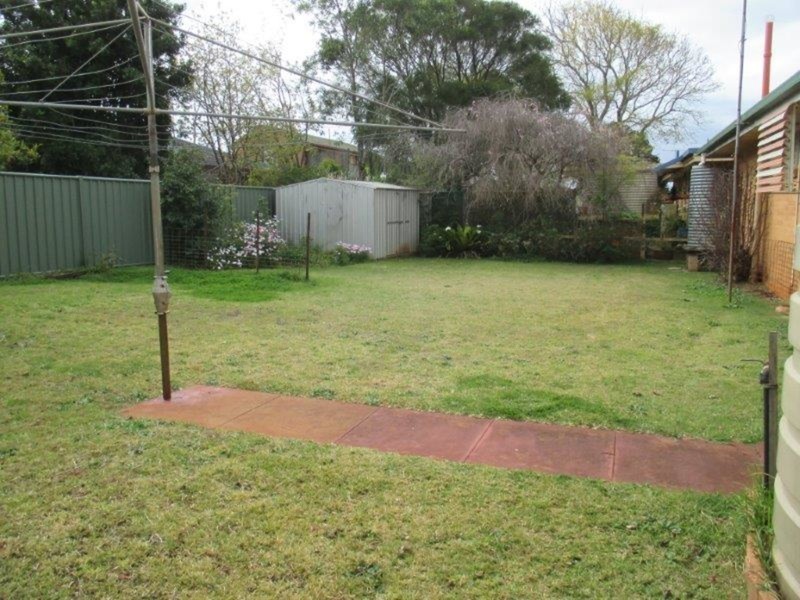 105 Drayton Road, Harristown QLD 4350
