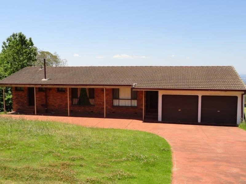 11 Rosewall Court, Mount Kynoch QLD 4350