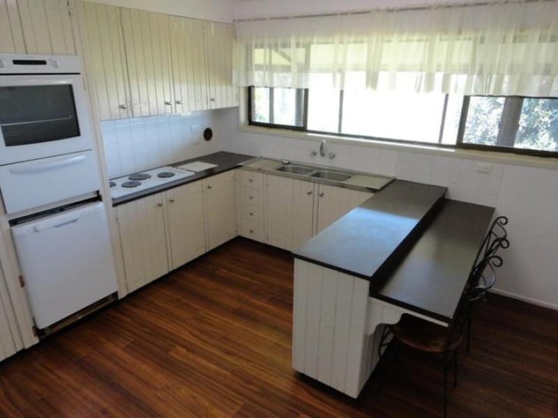 11 Rosewall Court, Mount Kynoch QLD 4350
