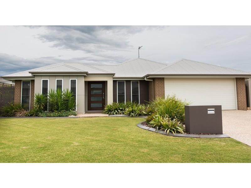25 Sommariva Street, Westbrook QLD 4350