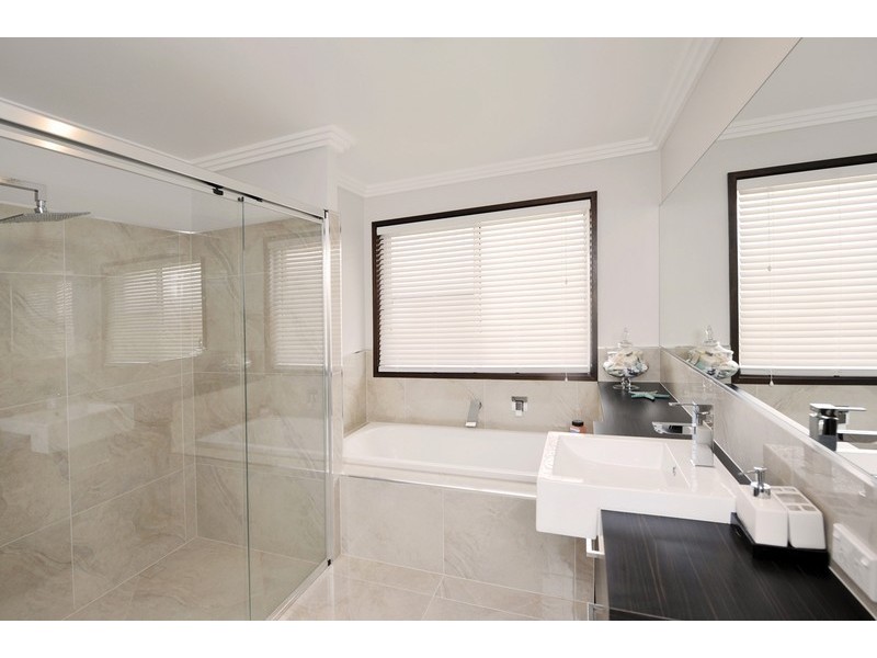 25 Sommariva Street, Westbrook QLD 4350