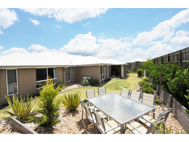 25 Sommariva Street, Westbrook QLD 4350